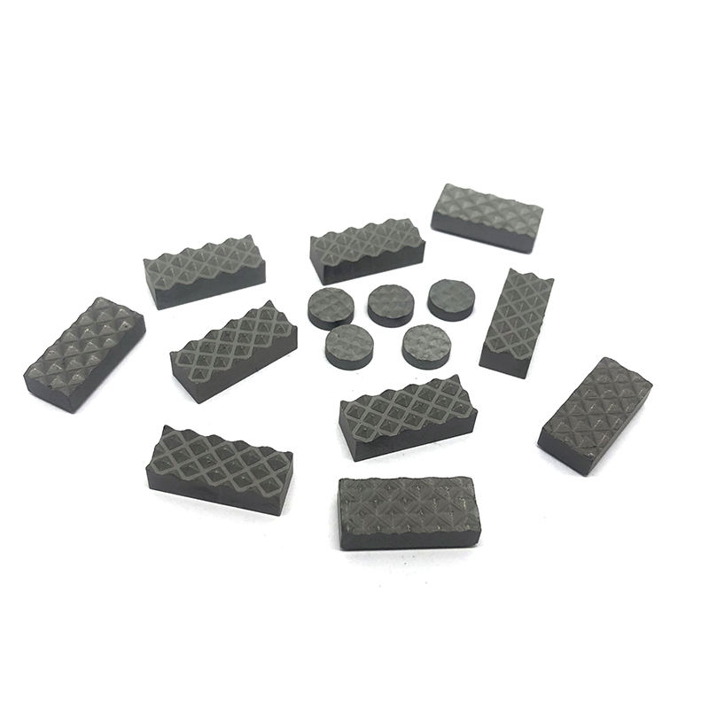 Tungsten carbide jaw gripper insert